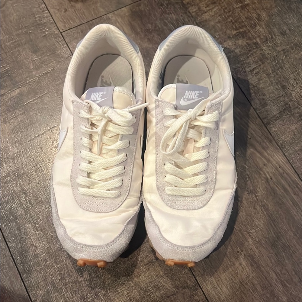 Nike Day Breaks